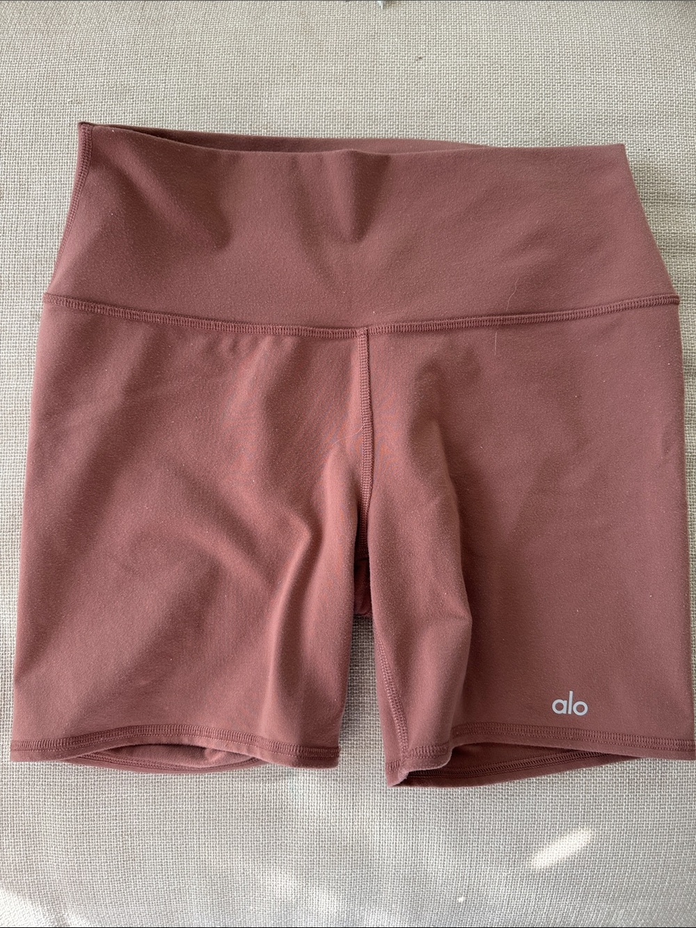 ALO Yoga High-Rise Bike Shorts in Mauve Rose